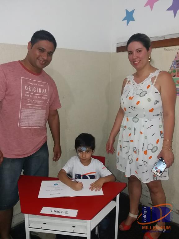 2-noite-magica-de-autografos-no-colegio-millennium-03