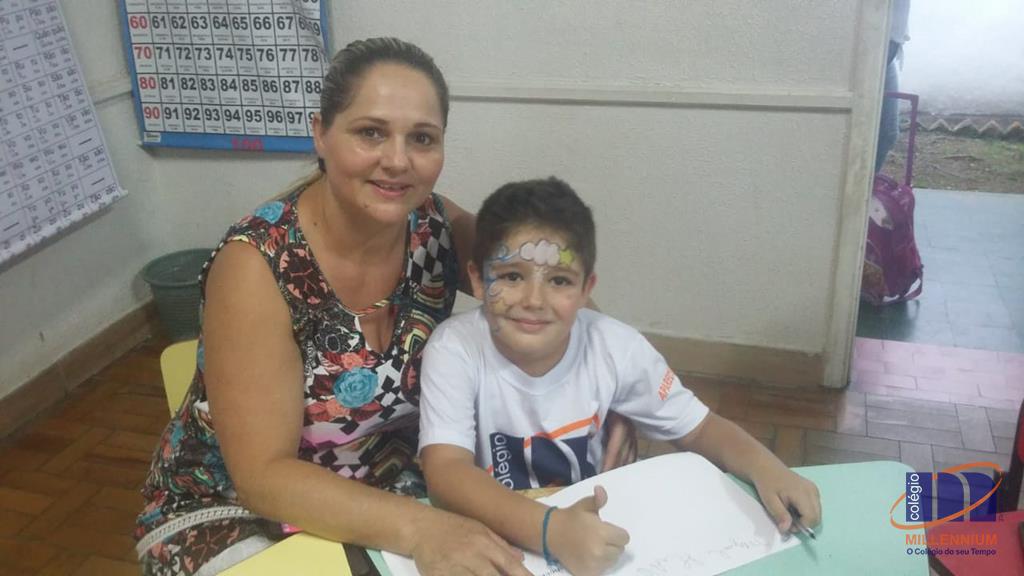 2-noite-magica-de-autografos-no-colegio-millennium-08