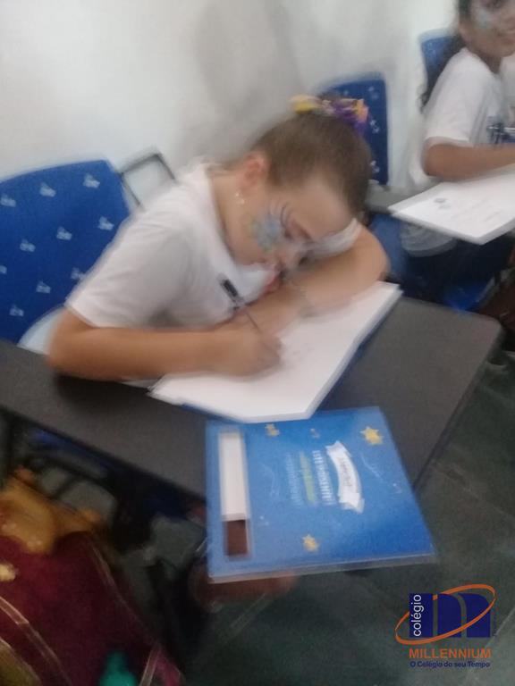 2-noite-magica-de-autografos-no-colegio-millennium-122