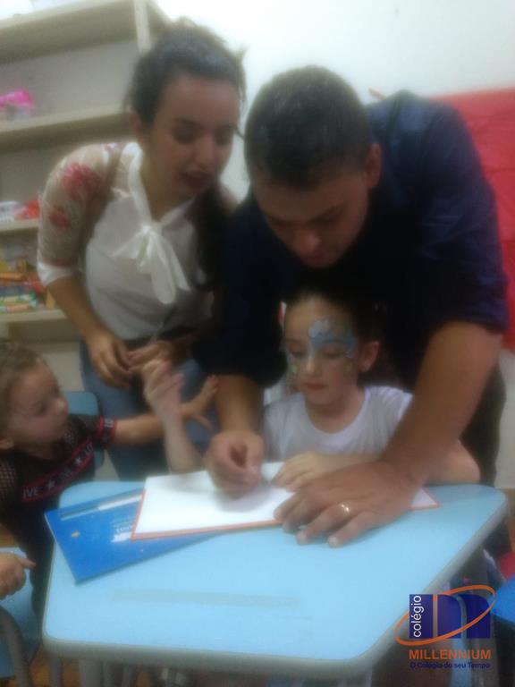 2-noite-magica-de-autografos-no-colegio-millennium-13