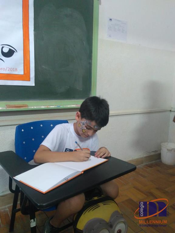 2-noite-magica-de-autografos-no-colegio-millennium-166