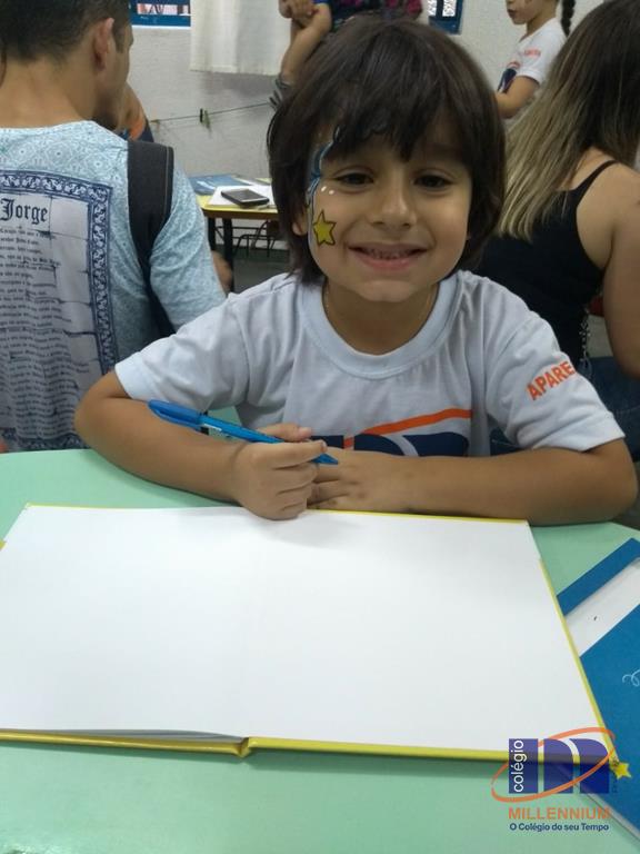 2-noite-magica-de-autografos-no-colegio-millennium-20
