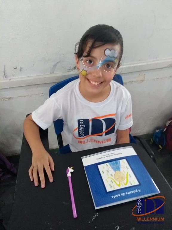 2-noite-magica-de-autografos-no-colegio-millennium-238