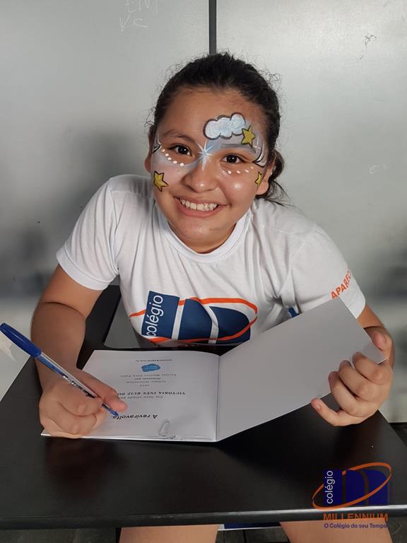 2-noite-magica-de-autografos-no-colegio-millennium-245