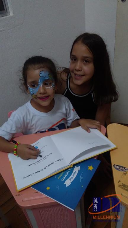 2-noite-magica-de-autografos-no-colegio-millennium-248