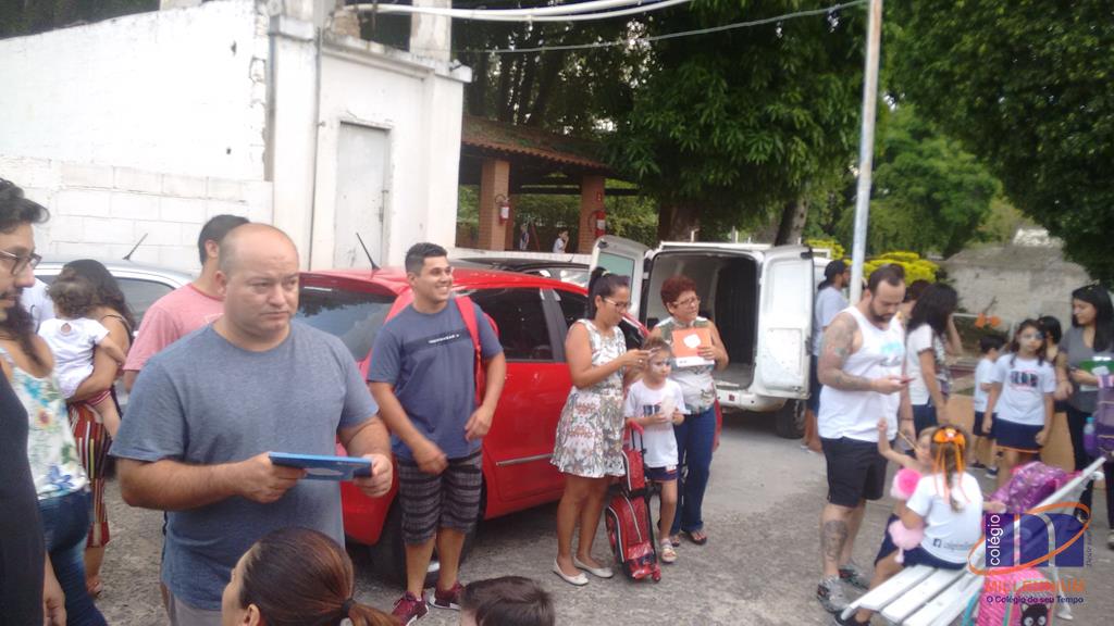 2-noite-magica-de-autografos-no-colegio-millennium-269