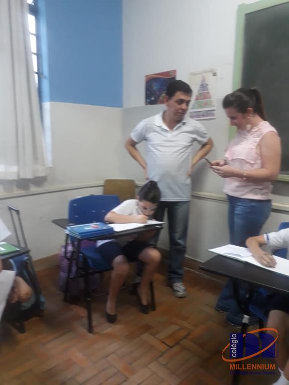 2-noite-magica-de-autografos-no-colegio-millennium-273