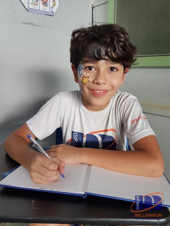 2-noite-magica-de-autografos-no-colegio-millennium-298