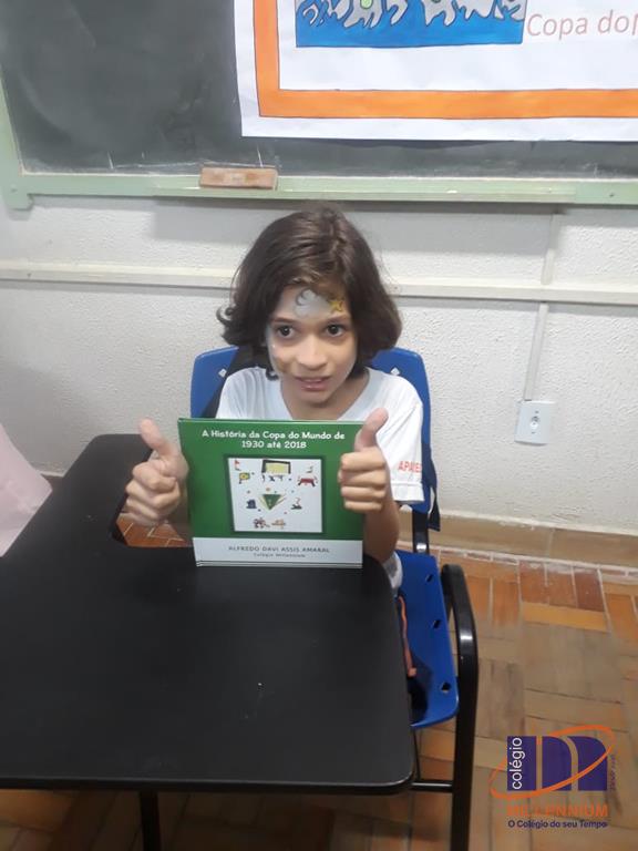 2-noite-magica-de-autografos-no-colegio-millennium-327
