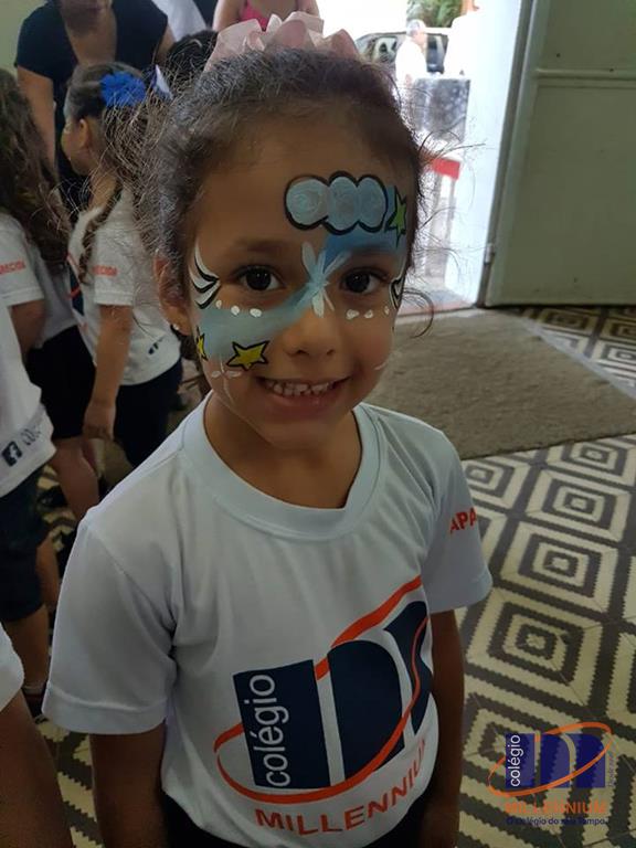 2-noite-magica-de-autografos-no-colegio-millennium-339