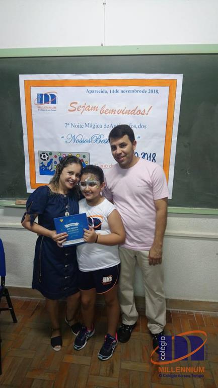 2-noite-magica-de-autografos-no-colegio-millennium-365