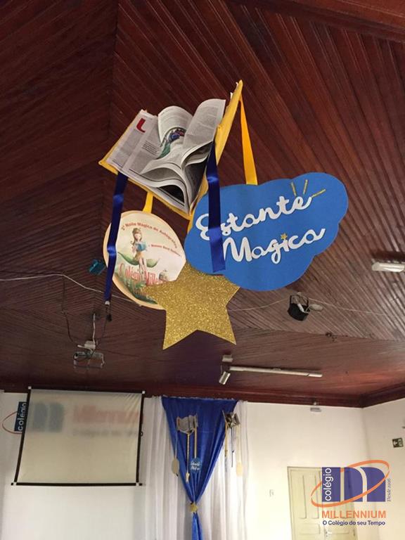 2-noite-magica-de-autografos-no-colegio-millennium-367