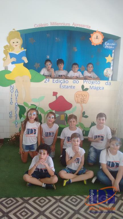 2-noite-magica-de-autografos-no-colegio-millennium-415