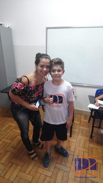 2-noite-magica-de-autografos-no-colegio-millennium-418