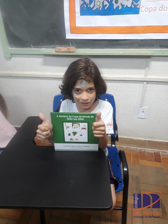 2-noite-magica-de-autografos-no-colegio-millennium-426