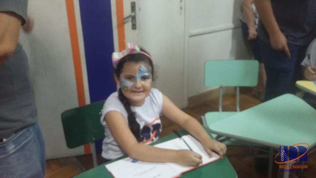 2-noite-magica-de-autografos-no-colegio-millennium-431