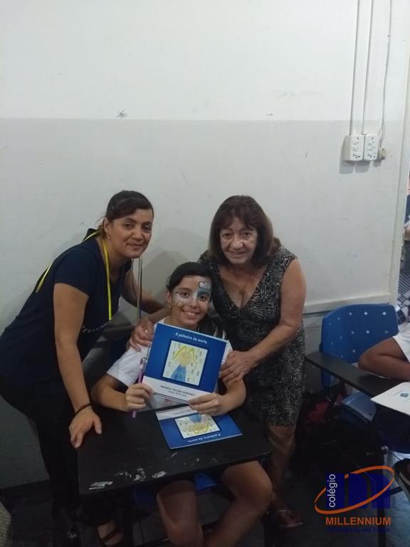 2-noite-magica-de-autografos-no-colegio-millennium-434