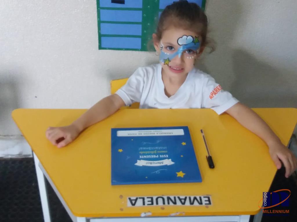 2-noite-magica-de-autografos-no-colegio-millennium-60