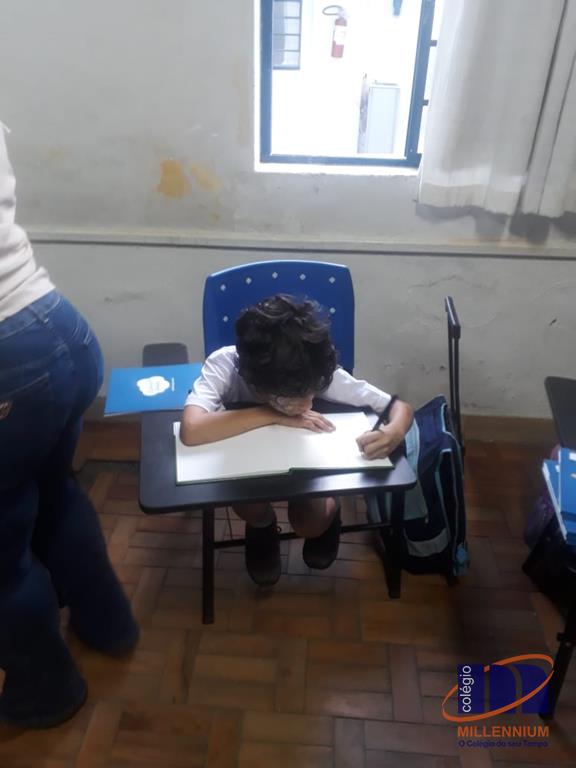 2-noite-magica-de-autografos-no-colegio-millennium-73